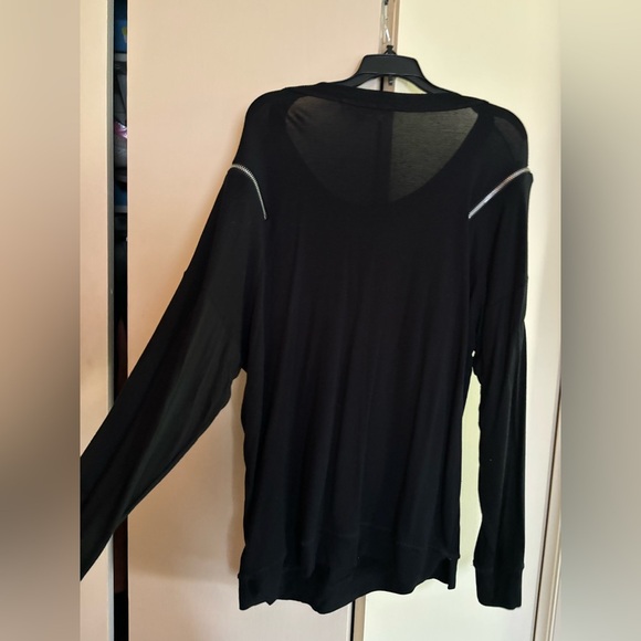Philosophy Black Long Sleeve Top with Shoulder Zippers - Picture 5 of 5